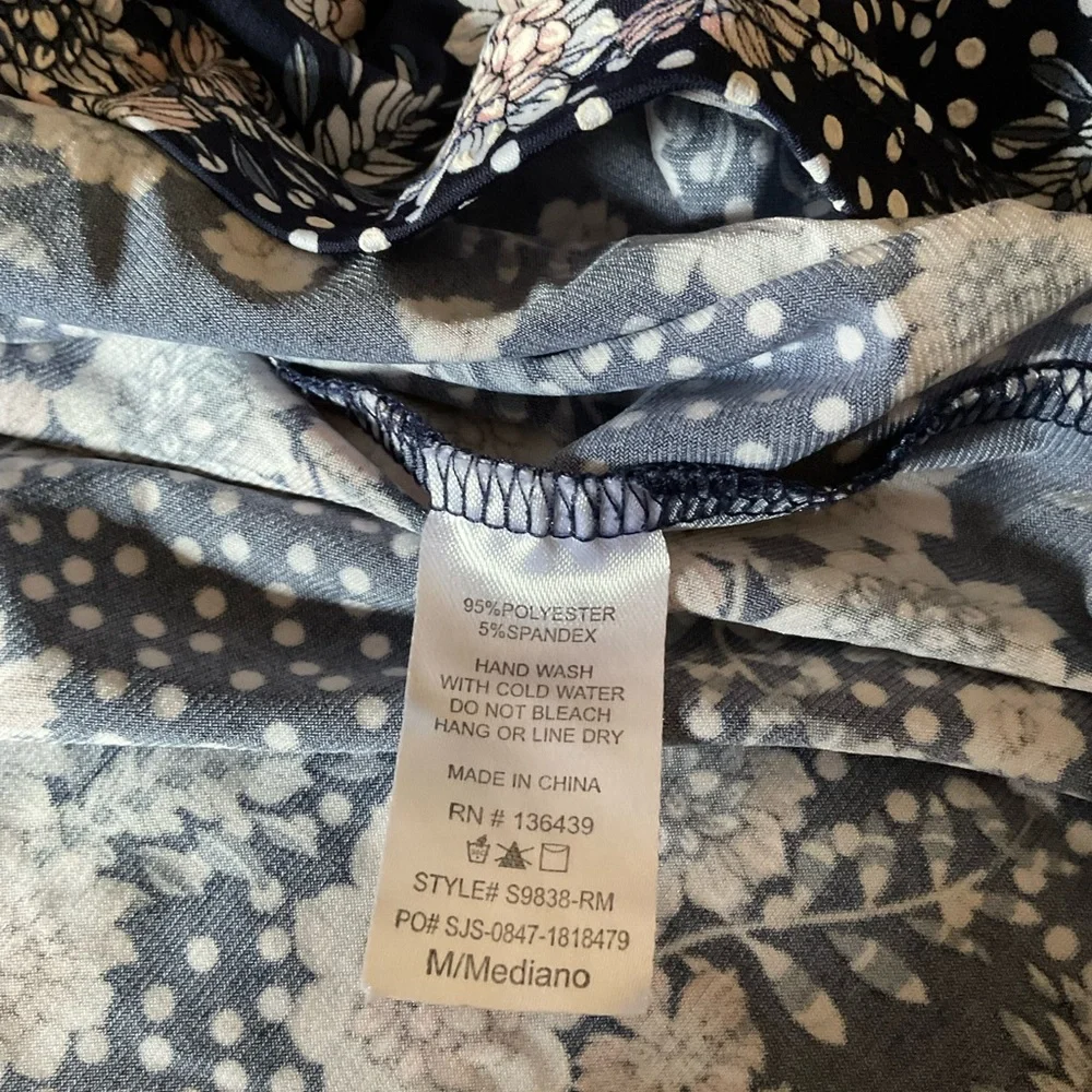 SJS maxi skirt. Navy blue floral. Size M - Picture 7 of 8